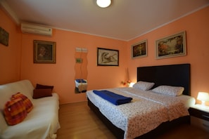 2 bedrooms, free WiFi - Spacious apartment with terrace and outdoor kitchen with sea view (Opatija)