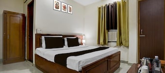 Hotel O Rae Bareli Railway Junction