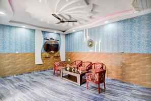 Interior - Hotel O Rae Bareli Railway Junction (Raebareli)