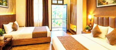 Ropa de cama hipoalergénica, escritorio, insonorización y wifi gratis
