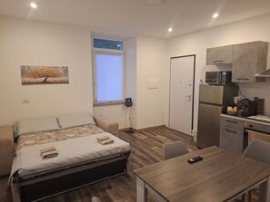 Bed sheets - Vrbo Property (Cuasso al Piano)