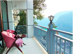 Property grounds - Hotel Mahadeva Stay Prayagraj (Prayagraj)
