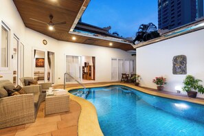 Pool - Luxury 4BR pool villa Pratamnak Soi5- 50m to beach (Pattaya)