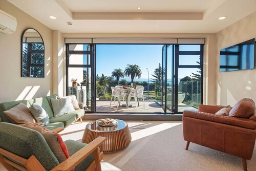 Moana Sands - Beachside Apartment