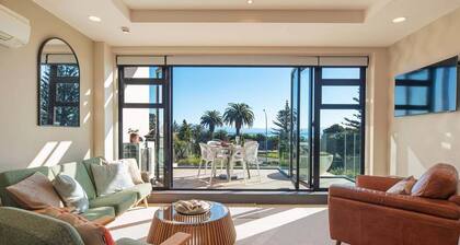 Moana Sands - Beachside Apartment