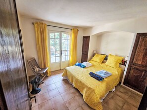 Unclassified image, 4 of 25, button - Villa Sea View by Interhome (Rayol Canadel)
