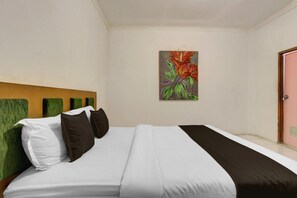 Room - Deluxe Family Comfort Stay with Free Parking (Yogyakarta)