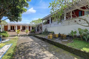 Exterior - Deluxe Family Comfort Stay with Free Parking (Yogyakarta)