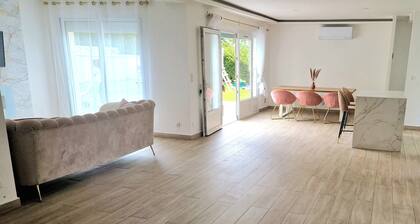 Villa familiale - Piscine & jeux - Paris 20 mins