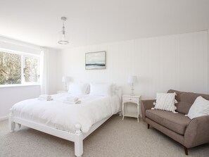 Room - BRYN LLIFON, family friendly, country holiday cottage in Benllech (Pentraeth)