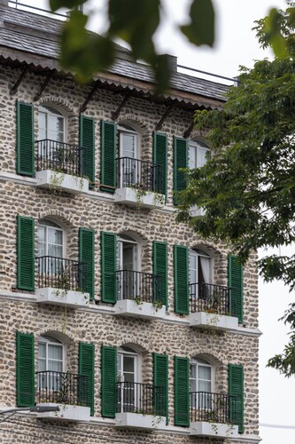 Nomad Pokhara Hotel 