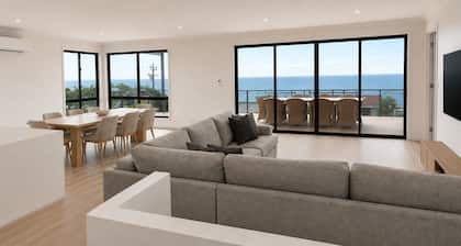 Wake to Ocean Views & Wildlife at Ohana Ocean Breeze