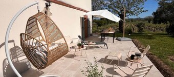 Les Blancs - 4* manor house surrounded by vineyards
