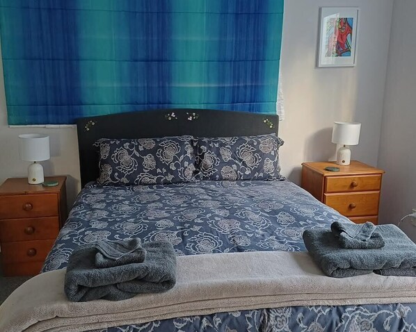 Room - Ideal for travelers, business people, or for attending an event, family friendly (Drury)