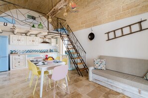 Living area - Corte Franca By Vivimy (Torre Mozza)