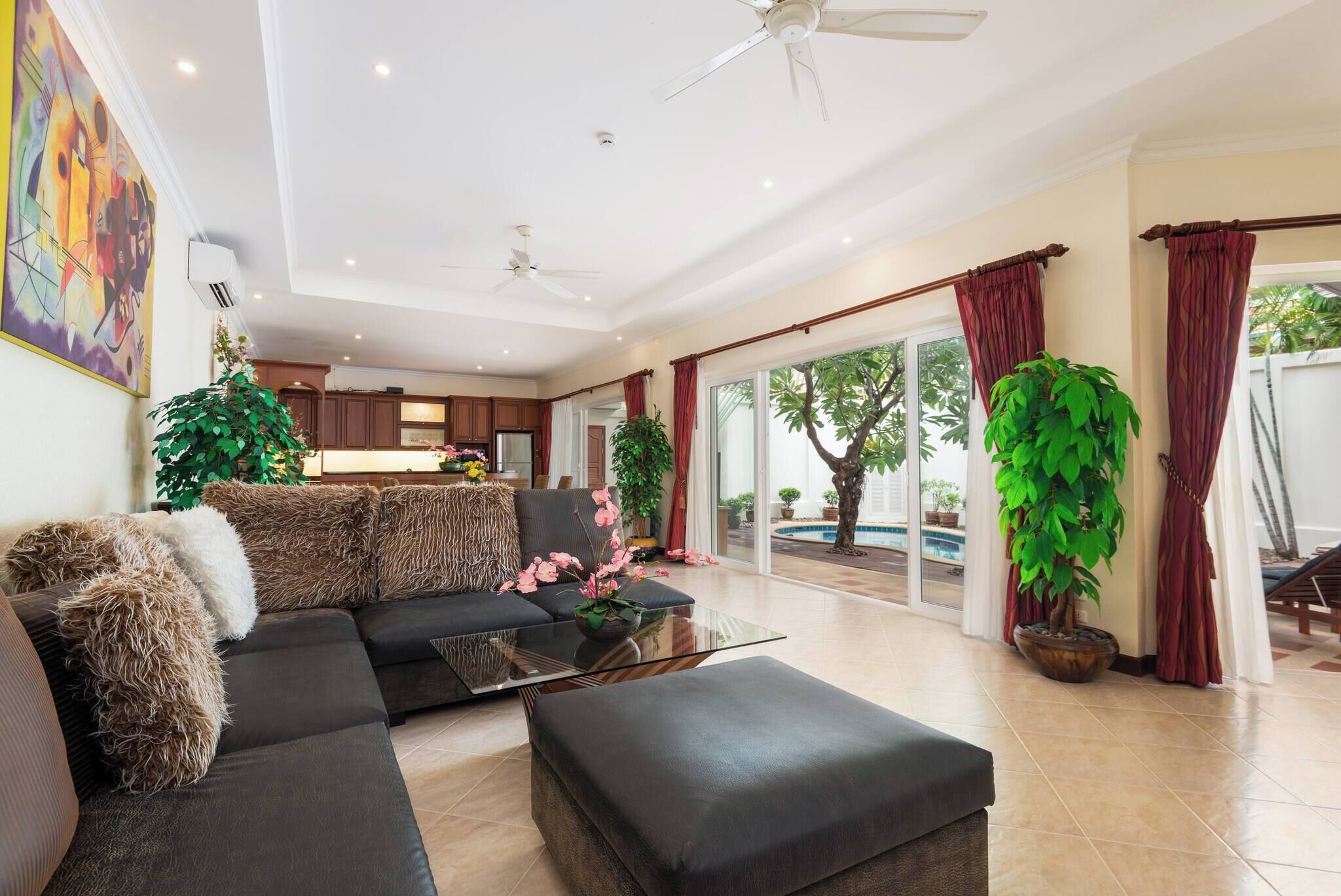 Villa, 2 Bedrooms, Private Pool, Pool View | Living room | Books