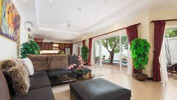 Villa, 2 Bedrooms, Private Pool, Pool View | Living room | Books