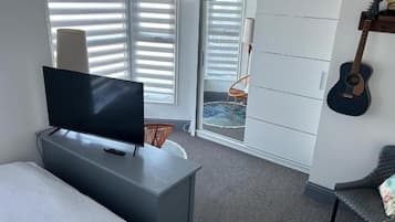 2 bedrooms, free WiFi, bed sheets