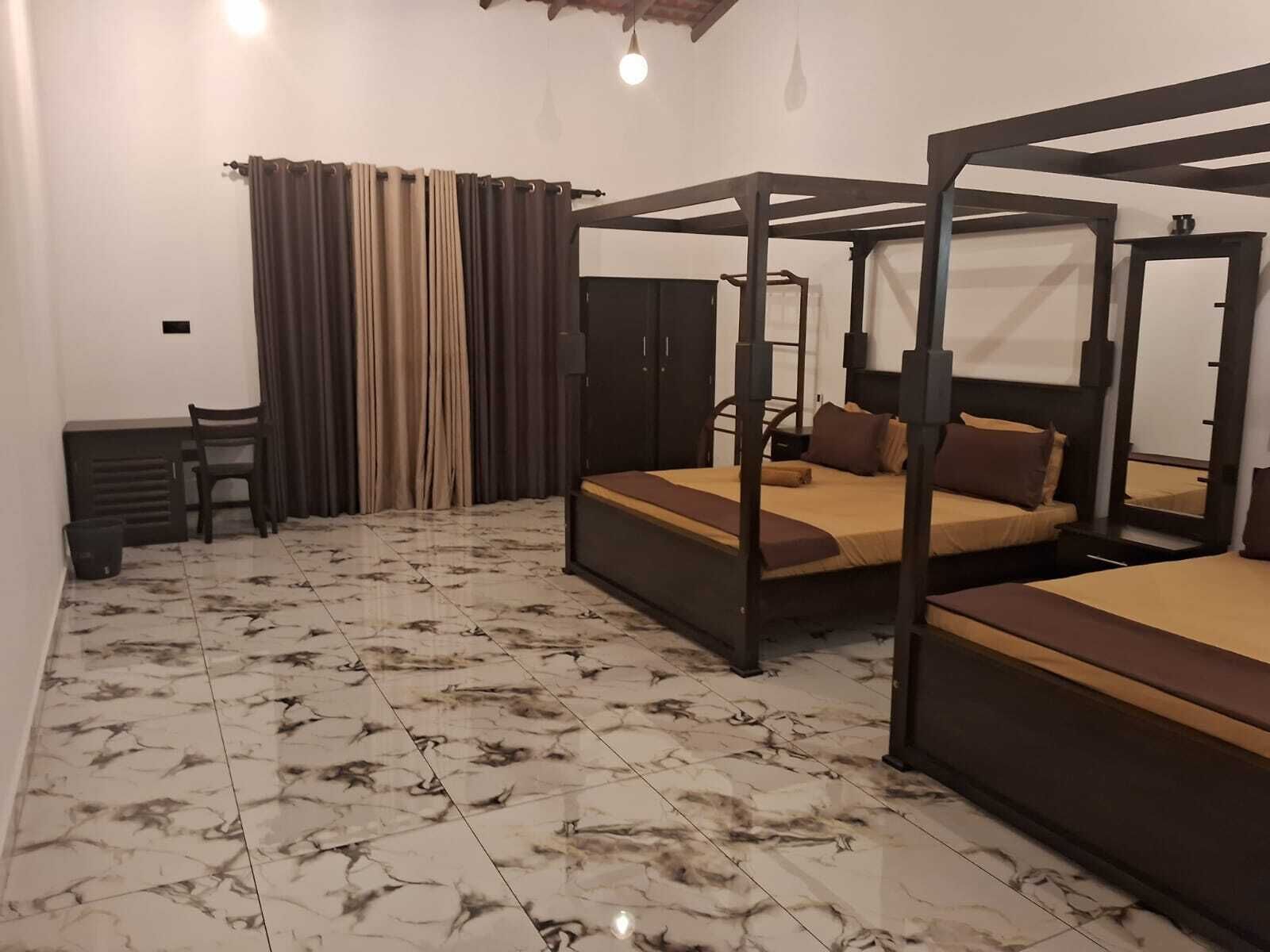 Cofres nos quartos, quartos à prova de som, Wi-Fi de cortesia