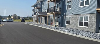 This apartment is a 1 bedroom(s), 1 bathrooms, located in Saint John, NB.