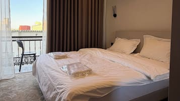 Apartment, 1 Bedroom, Accessible, Smoking | 1 bedroom