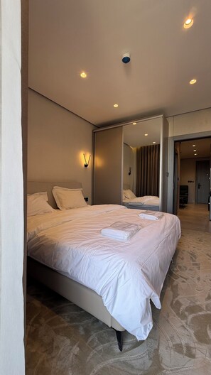 Apartment, 1 Bedroom, Accessible, Smoking - 301 Tara-jre Jabal Al Lweibdeh With Stunning View (Amman)