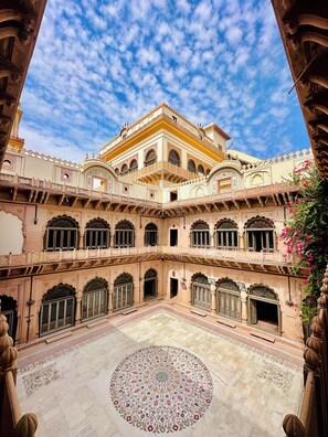 Point of interest - Mahal Khas Palace (Bharatpur)