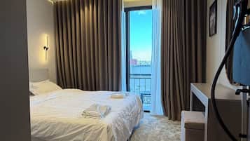 Apartment, 1 Bedroom, Accessible, Smoking | 1 bedroom