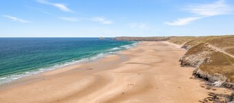 4 Tywarnhayle Square - Close to beach, Dog-friendly, Parking