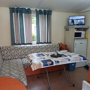 Interior - Mobile home rental between la Palmyre and les mathes (Les Mathes)