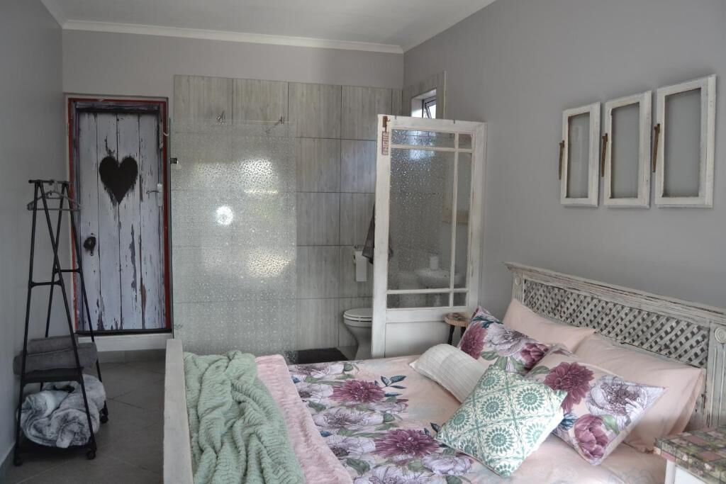 Room, 1 Bedroom, Smoking, Patio | 1 bedroom
