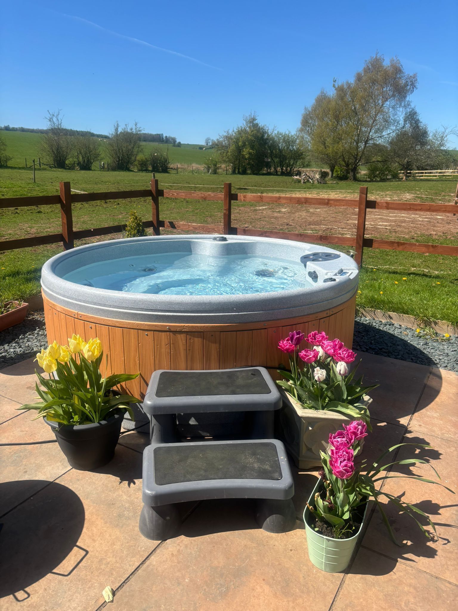 Bain à remous extérieur