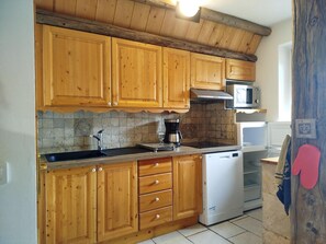 Chalet | Private kitchen - Chalet Magui - 3P8 (Saint-Sorlin-d'Arves)