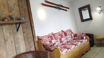 Chalet | Living room