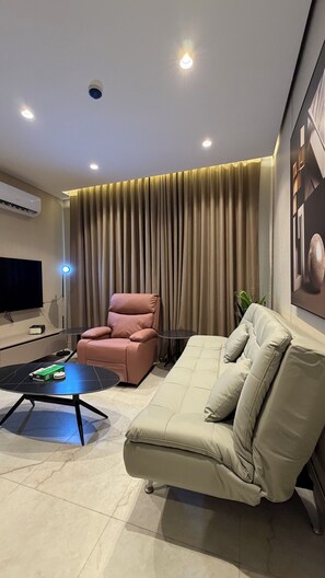Living room - 305 Tara-jre Jabal Al Lweibdeh With Stunning View (Amman)