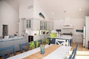 Dining - Perfect 4-bedroom house with AC in enjoyable Dagsboro and 15 min - Bethany beach (Dagsboro)