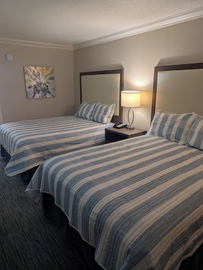 1 bedroom, iron/ironing board, free WiFi, bed sheets - Cozy 1-bedroom condo in charming Myrtle Beach with AC (Myrtle Beach)