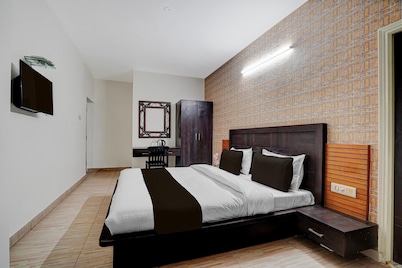 Single Room Hotel Greatwall
