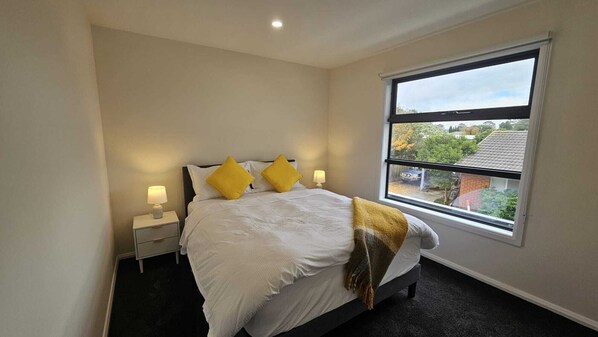 2 habitaciones, tabla de planchar con plancha y wifi gratis