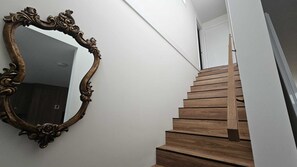 Interior - Moe Serenity Stay (Moe)