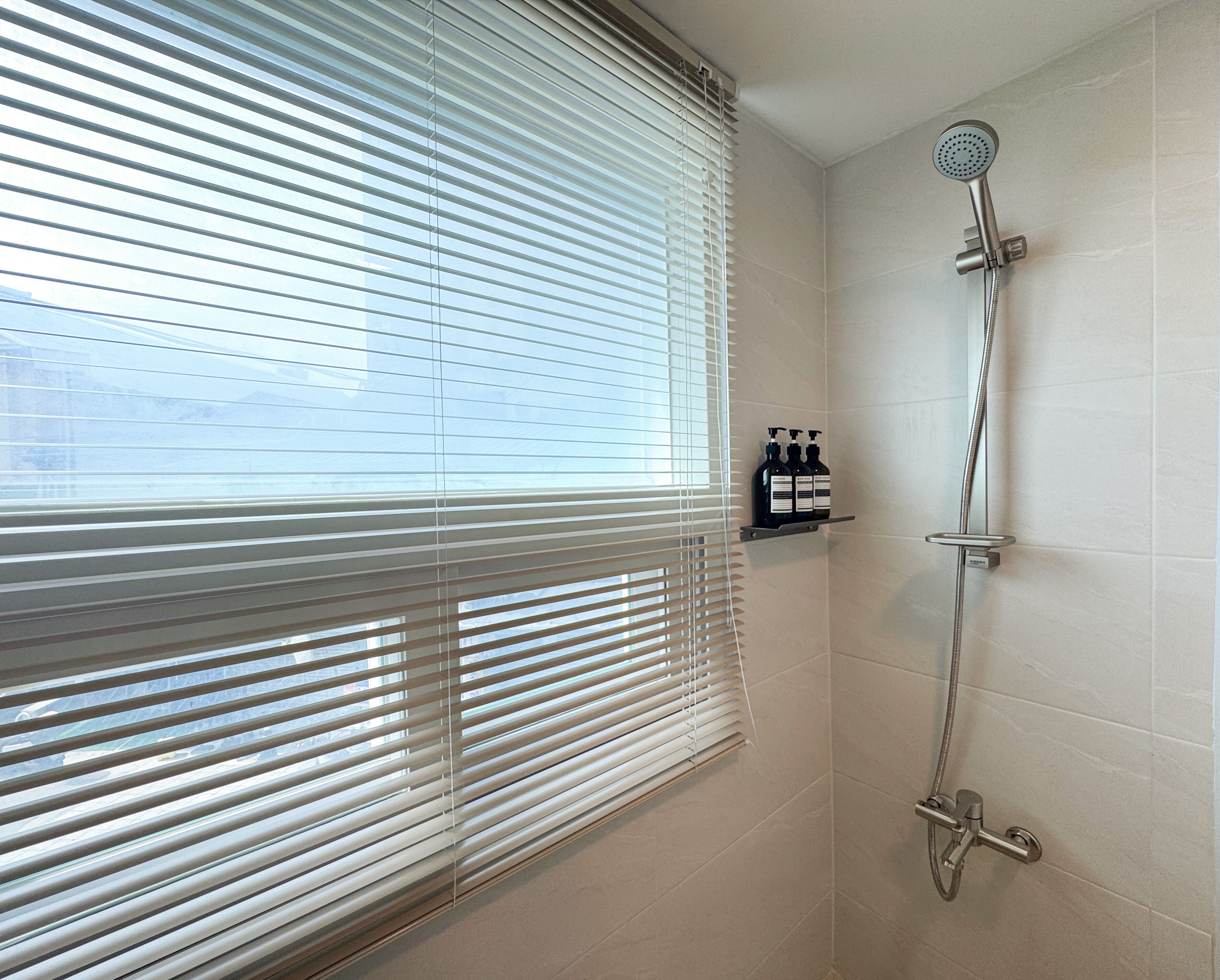 Comfort-Doppelzimmer, Stadtblick | Badezimmer
