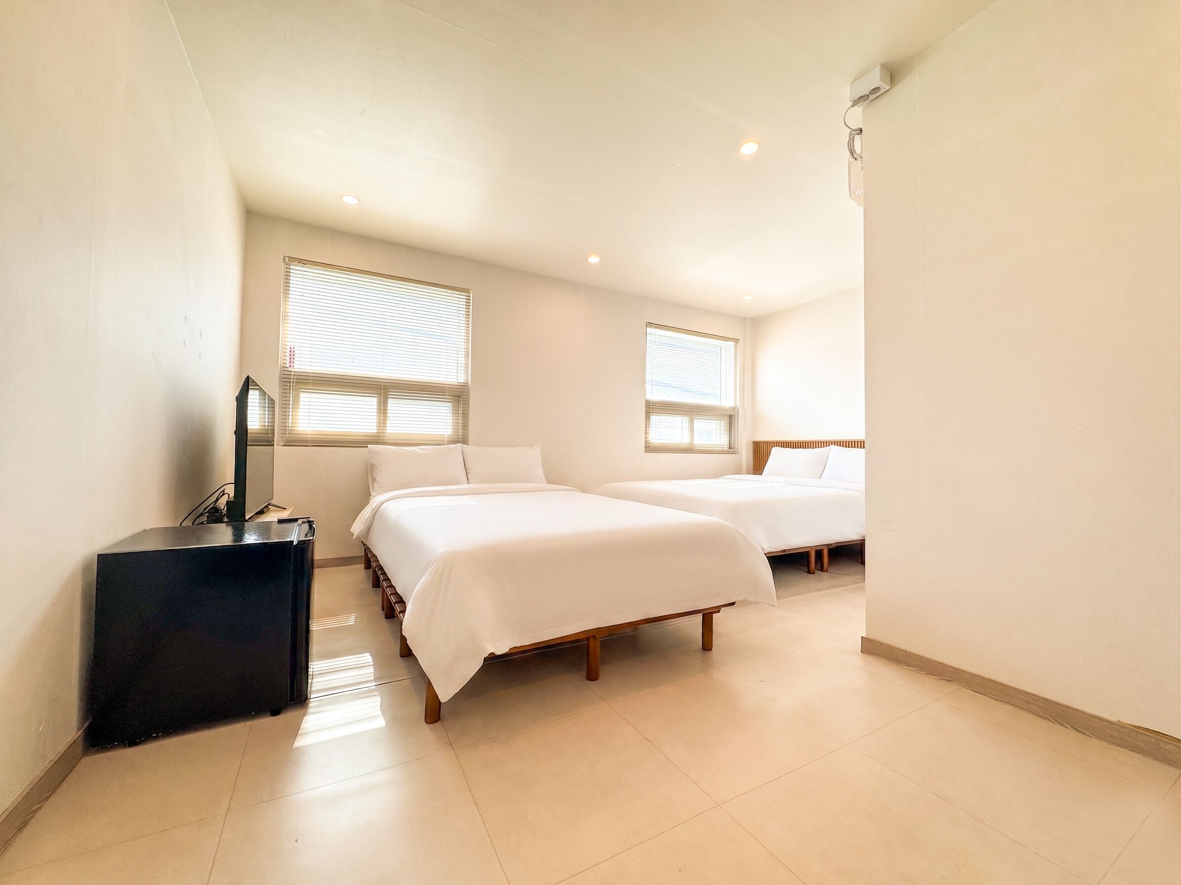 Chambre Triple Supérieure, non-fumeur, vue plage