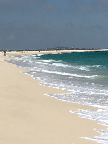 APT 2 bedroom/sleep 5, 5 min walk to beach at Surf's capital Itauna/Saquarema/BR