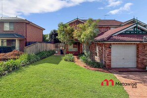 Exterior - Metawise Spacious 4-Bedroom Home in Cherrybrook (Cherrybrook)