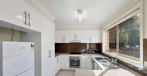 Metawise Spacious 4-Bedroom Home in Cherrybrook