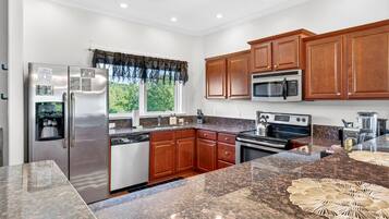 Condo, 2 Bedrooms | Private kitchen | Coffee/tea maker, toaster