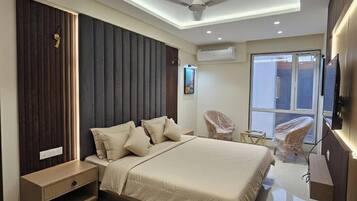 Deluxe Room, City View | Free WiFi