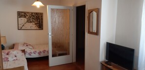 2 camere, accesso a Internet, lenzuola