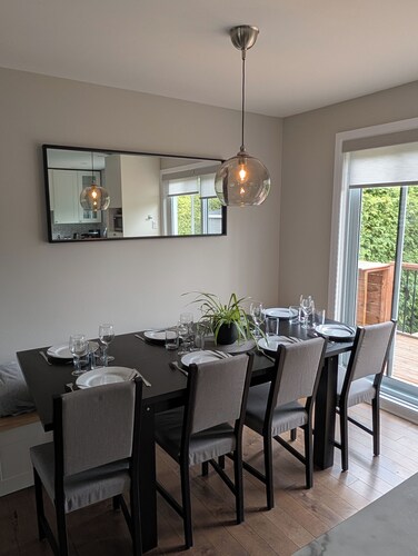 Cozy full home in Laval - 5mn from Golf, access to airport, Montreal
