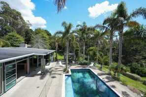 Pool - Rest+Lush Bush+Pool+ Spa+BBQ+Private (North shore)